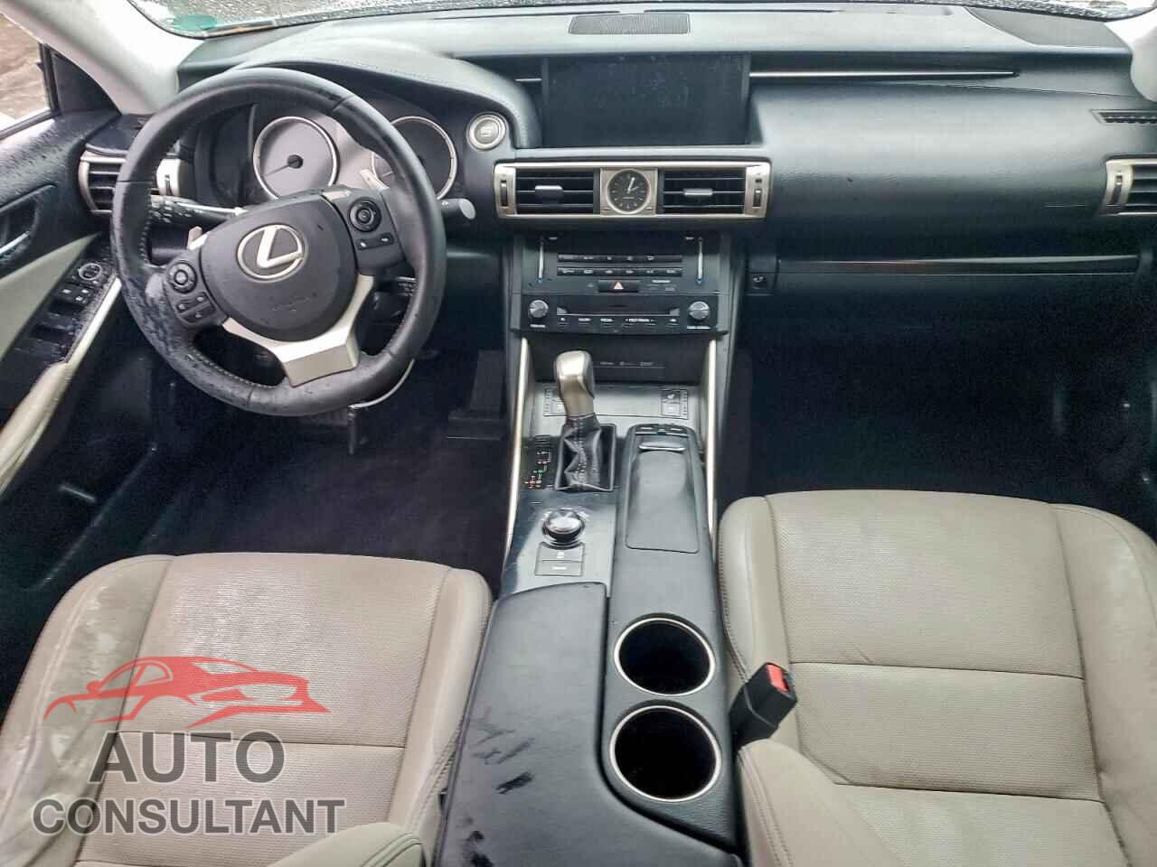LEXUS IS 2014 - JTHBF1D25E5042701