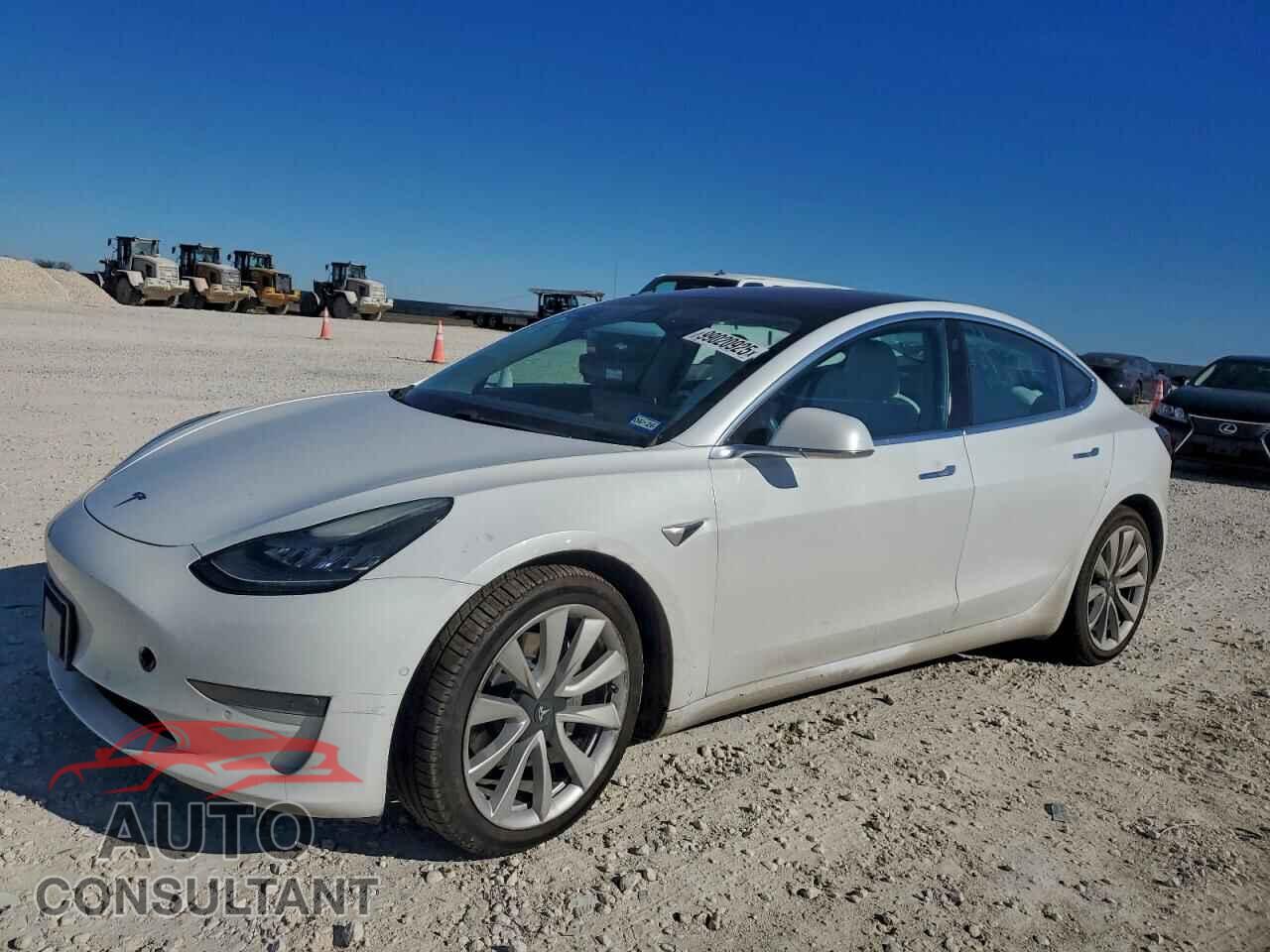 TESLA MODEL 3 2018 - 5YJ3E1EB2JF135644