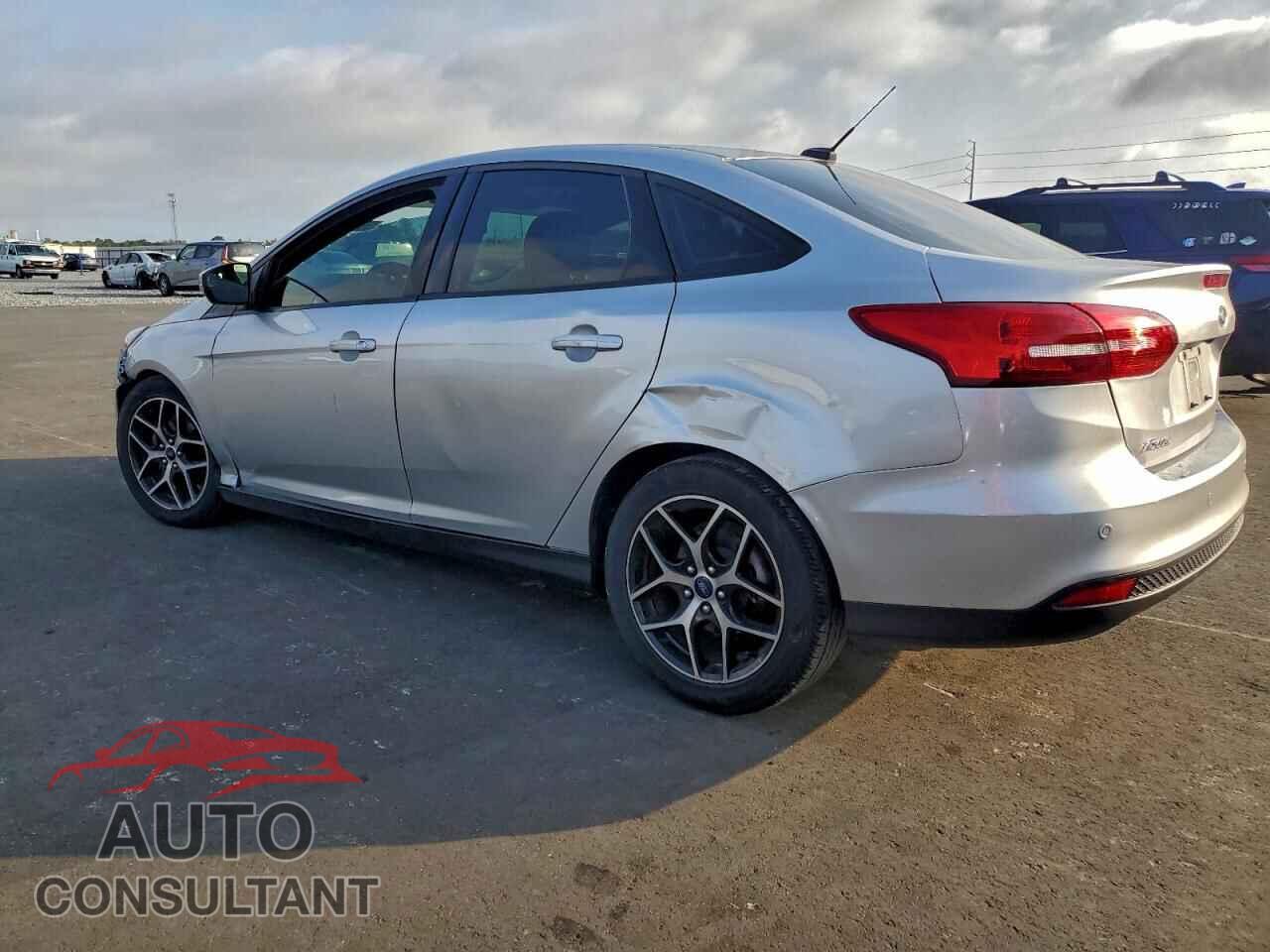 FORD FOCUS 2017 - 1FADP3H2XHL337909
