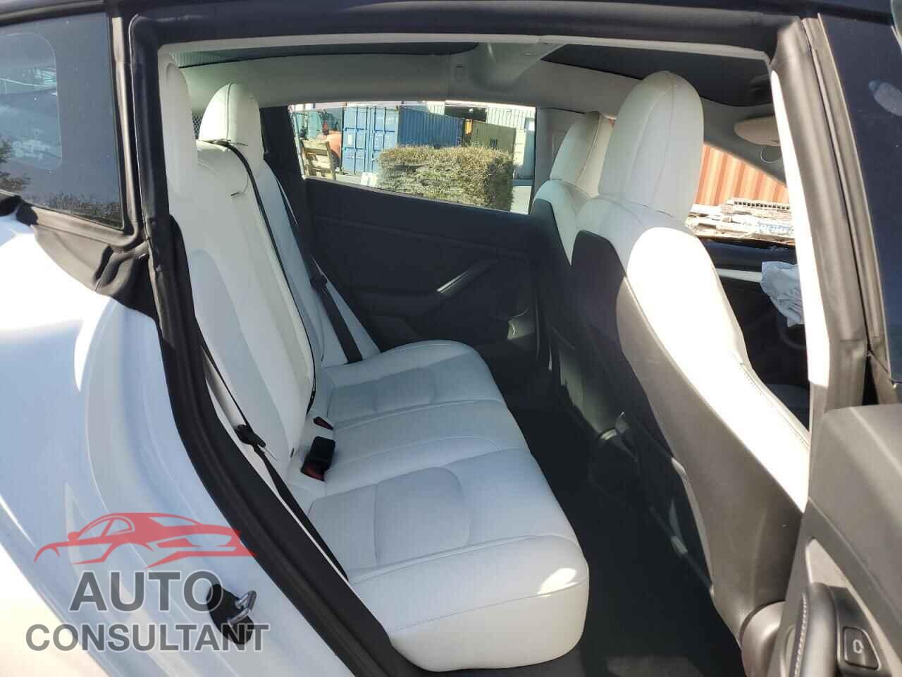 TESLA MODEL 3 2021 - 5YJ3E1EB6MF046342