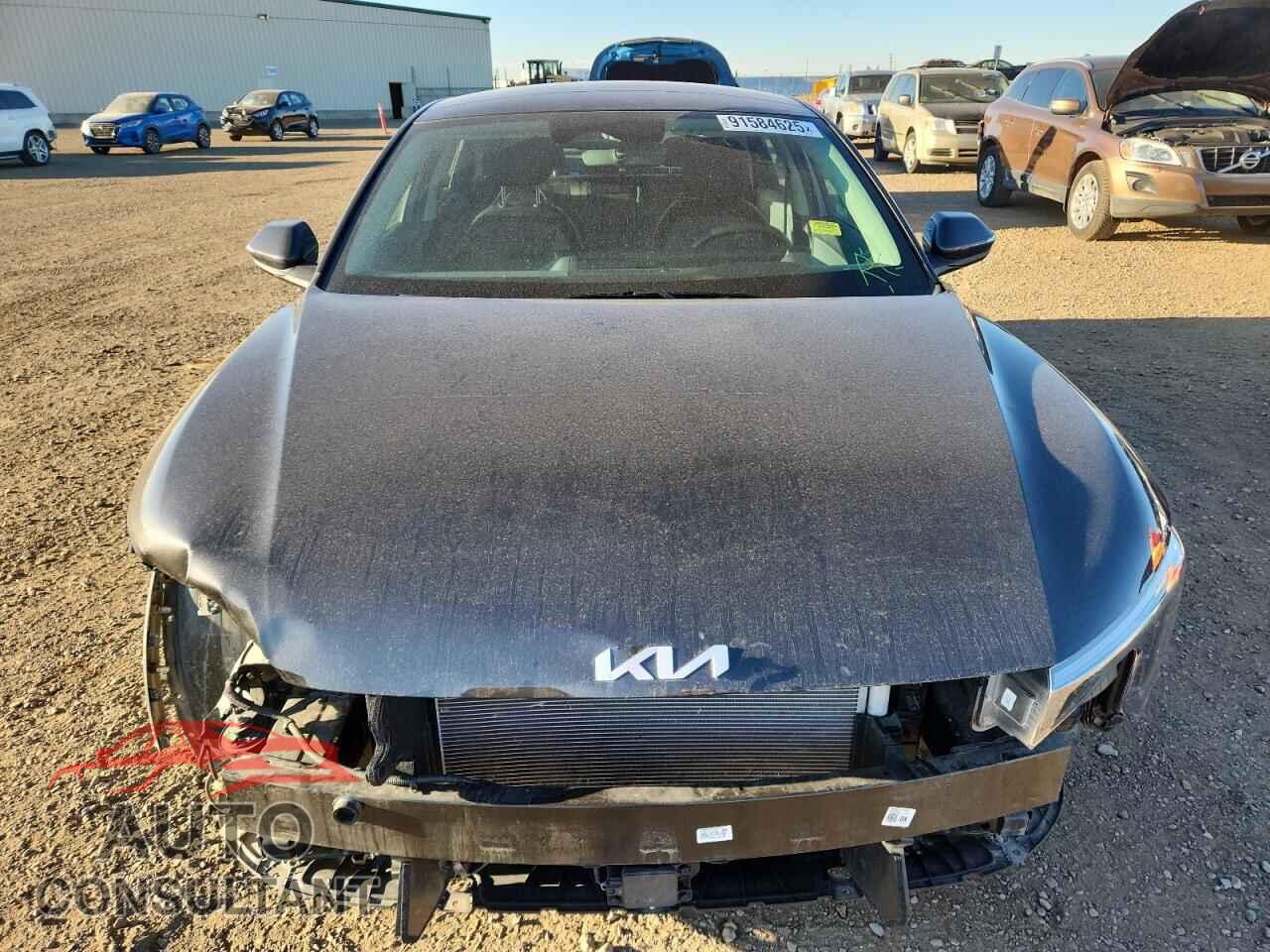 KIA K4 EX 2025 - 3KPFU4DE4SE057596