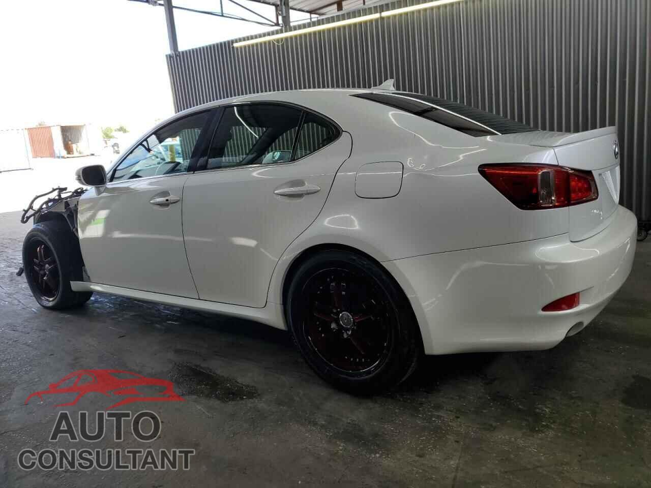 LEXUS IS 2012 - JTHBF5C2XC5180403