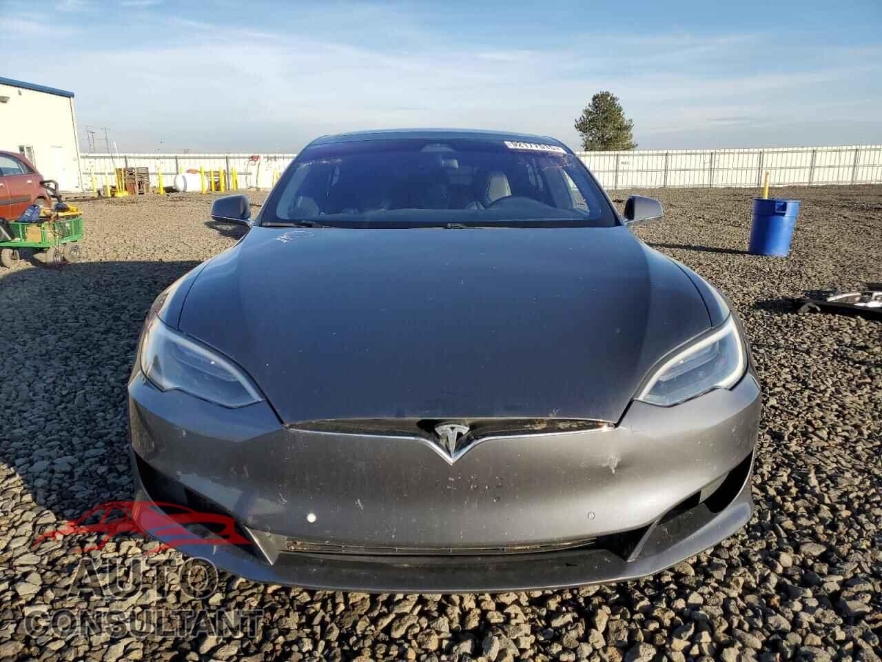 TESLA MODEL S 2017 - 5YJSA1E26HF218592