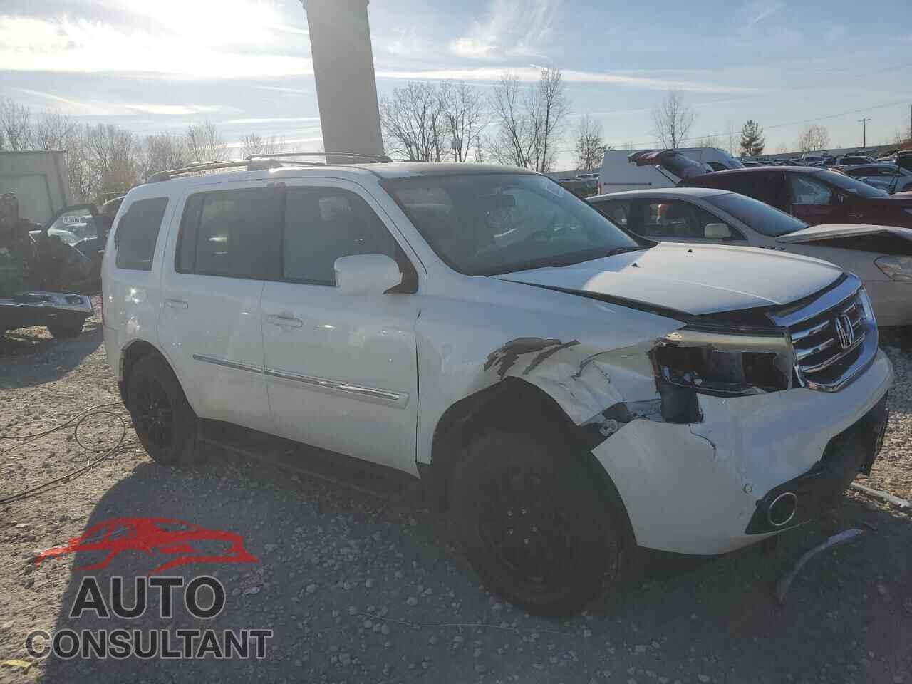 HONDA PILOT 2013 - 5FNYF4H94DB005141