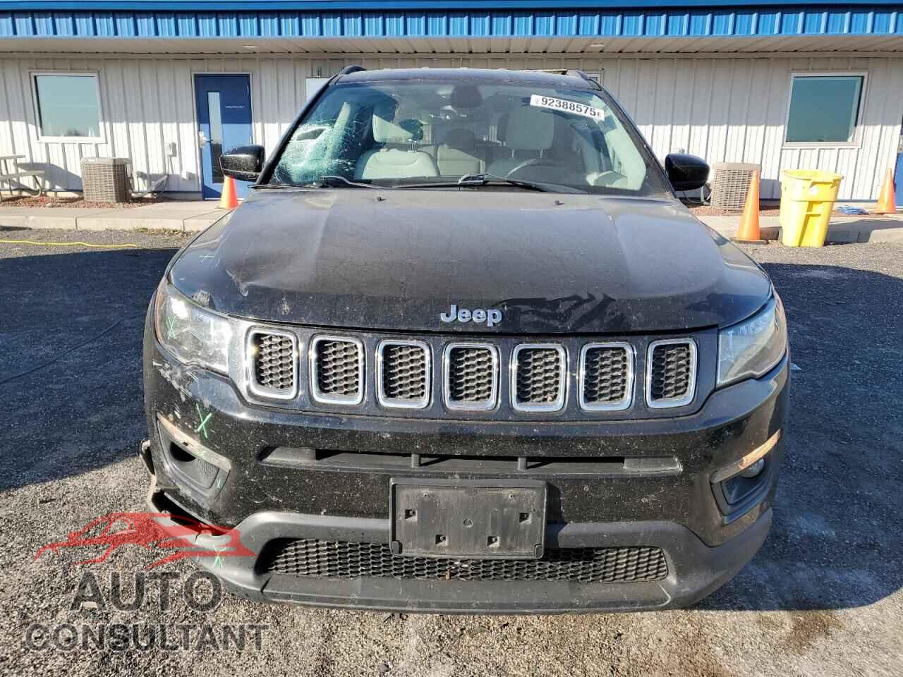 JEEP COMPASS 2017 - 3C4NJDBB8HT616908
