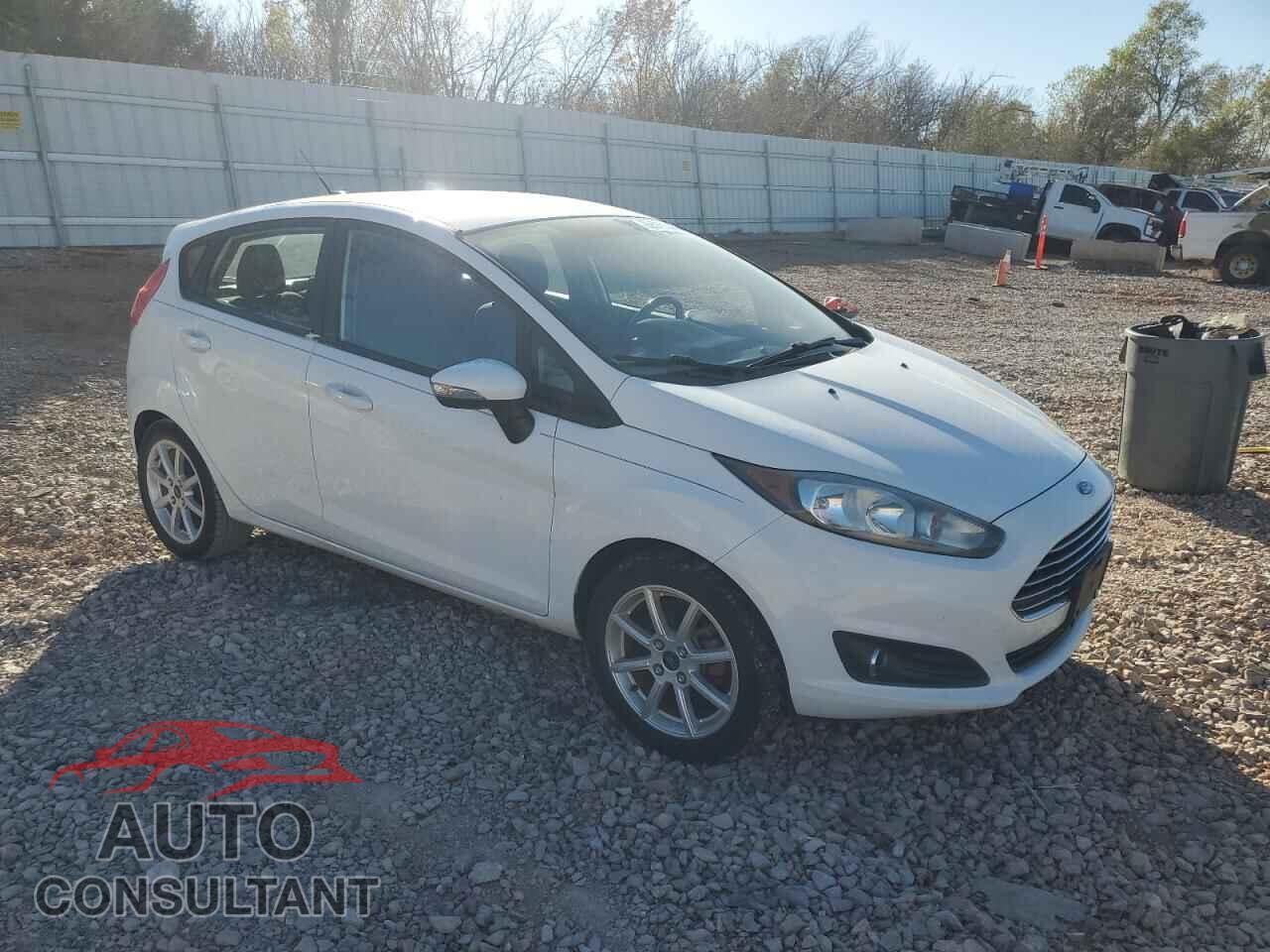 FORD FIESTA 2015 - 3FADP4EJ3FM101664