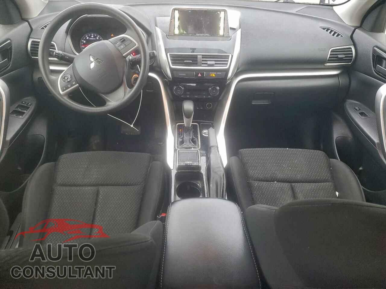 MITSUBISHI ECLIPSE 2018 - JA4AT4AA0JZ070678
