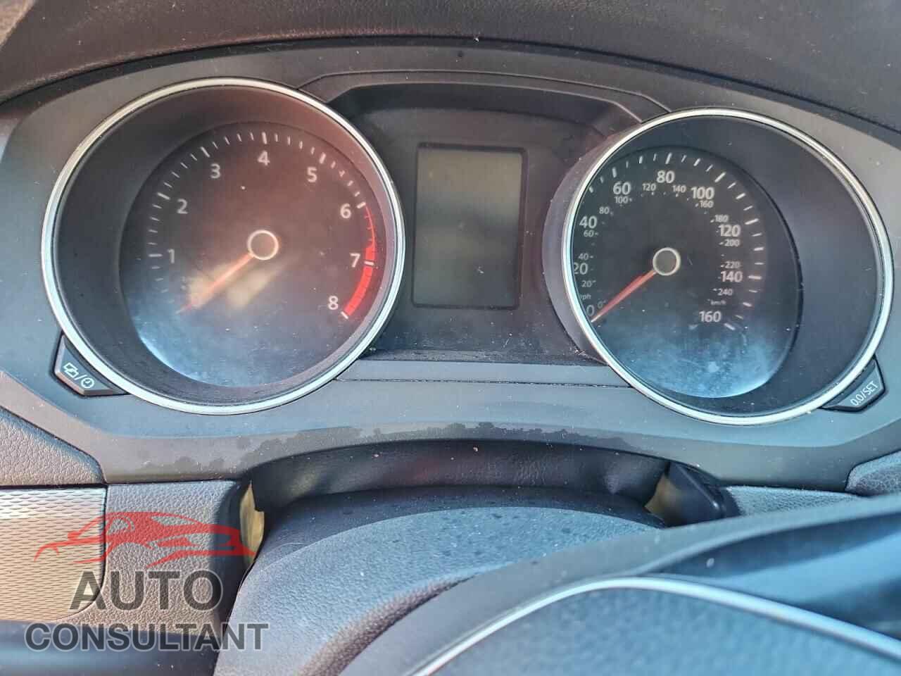 VOLKSWAGEN JETTA 2017 - 3VW2B7AJ7HM323700
