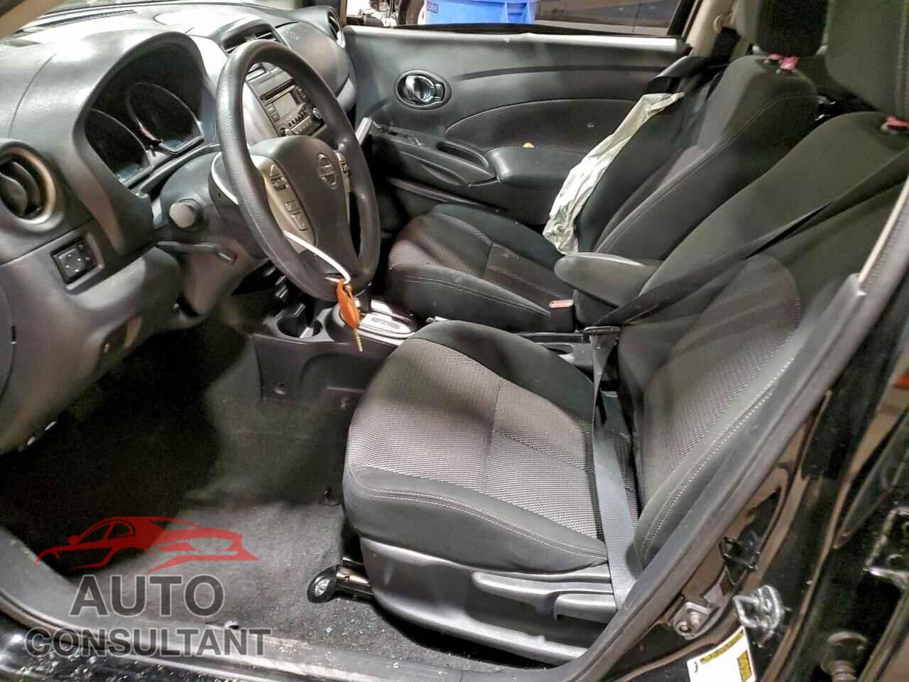 NISSAN VERSA 2017 - 3N1CN7AP1HL841331