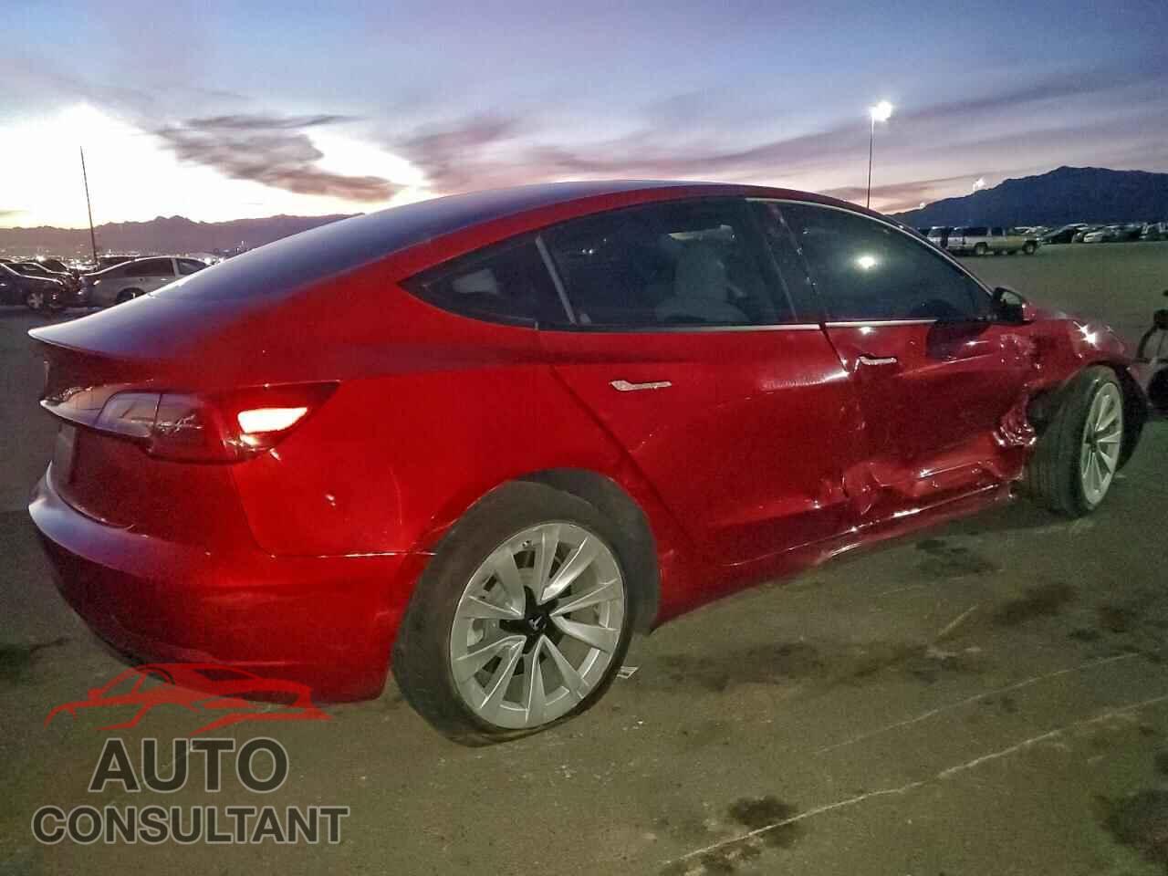 TESLA MODEL 3 2021 - 5YJ3E1EA6MF927579