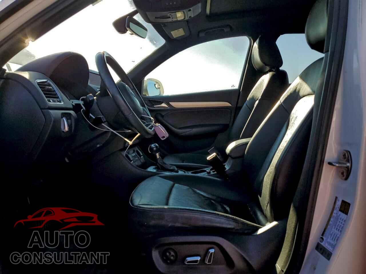 AUDI Q3 2017 - WA1BCCFS3HR016852