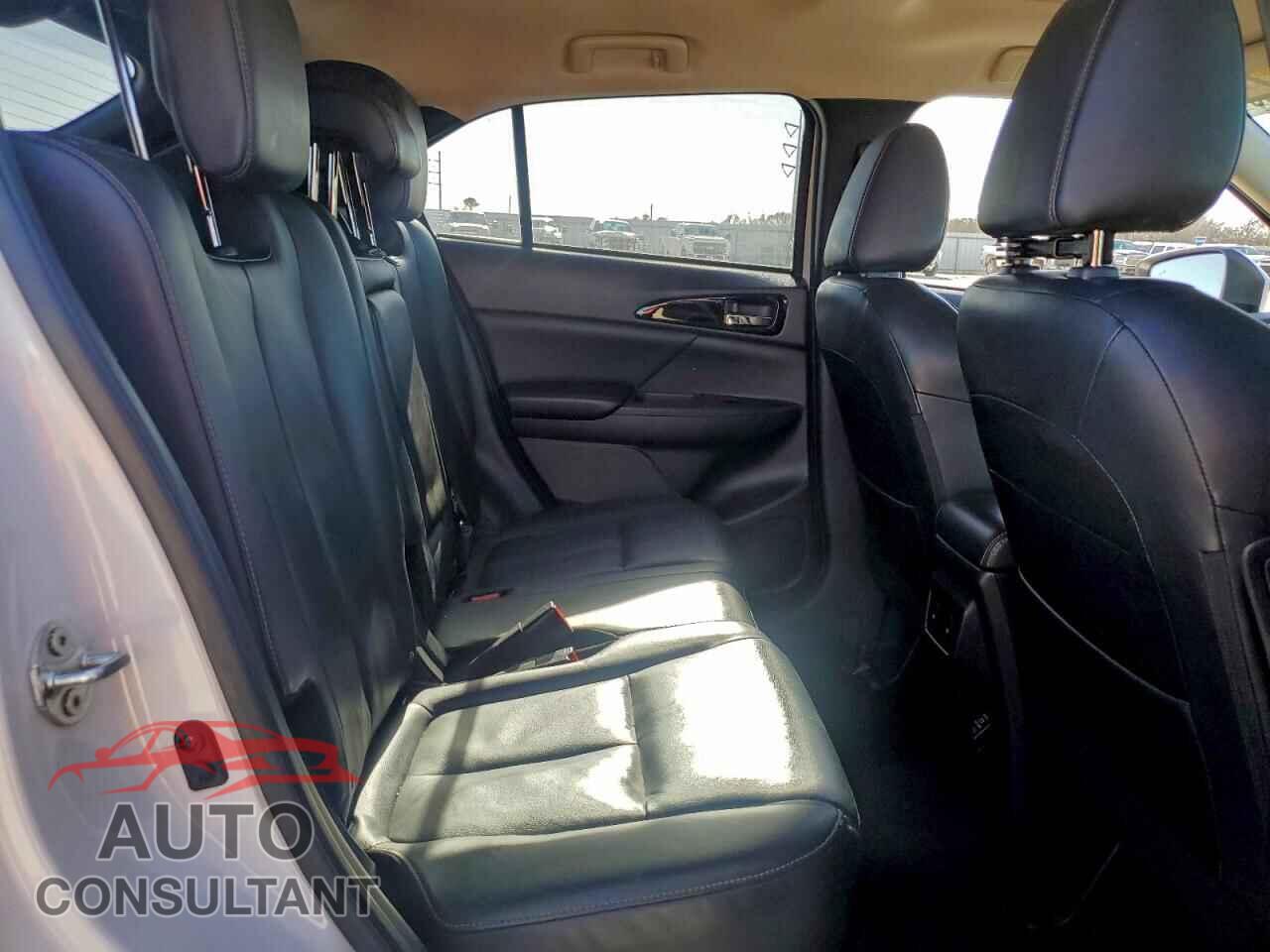 MITSUBISHI ECLIPSE 2019 - JA4AT5AA5KZ047579