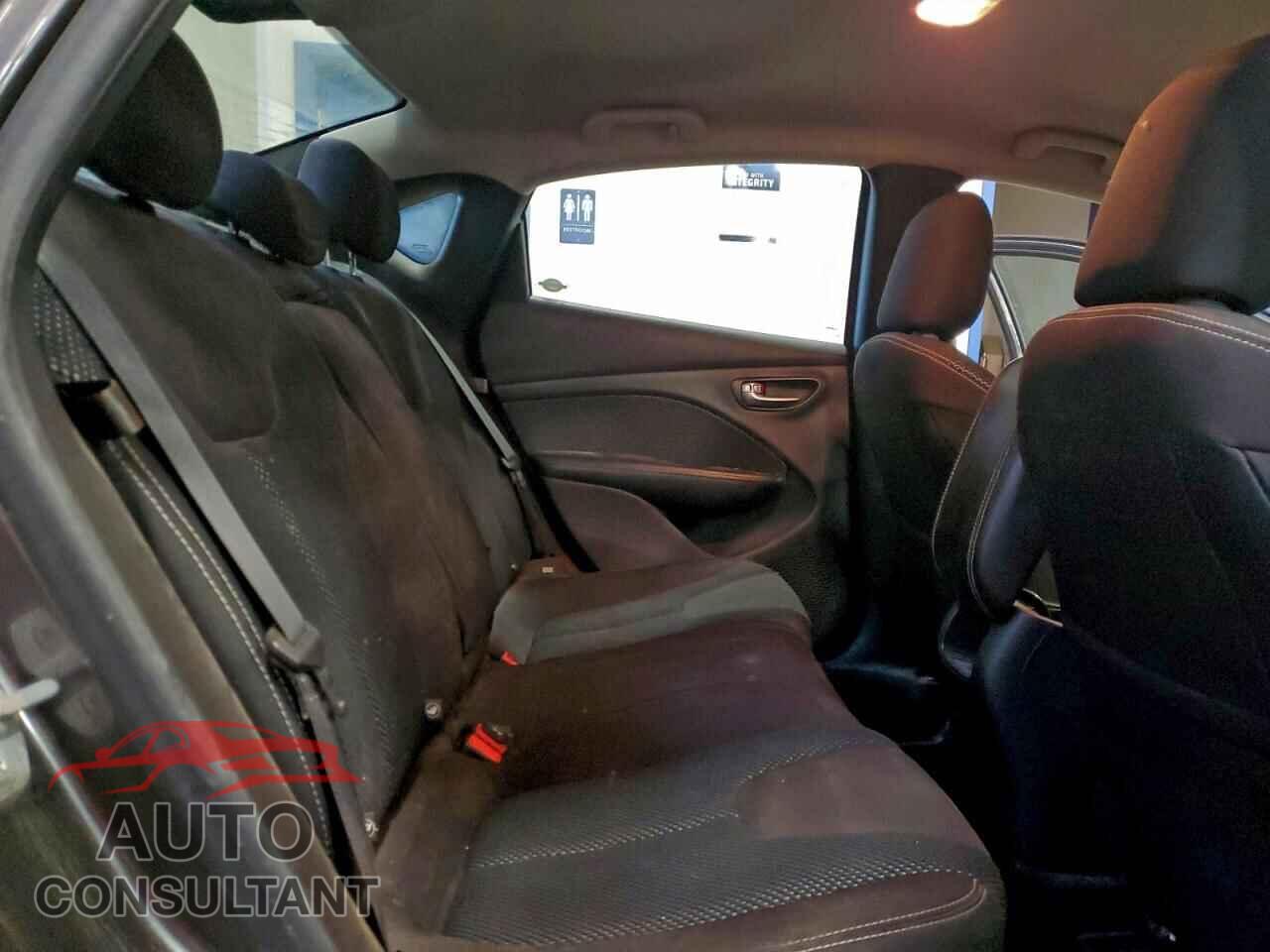 DODGE DART 2015 - 1C3CDFBB4FD158656