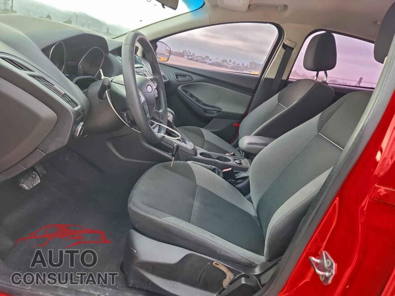 FORD FOCUS 2012 - 1FAHP3F22CL358654