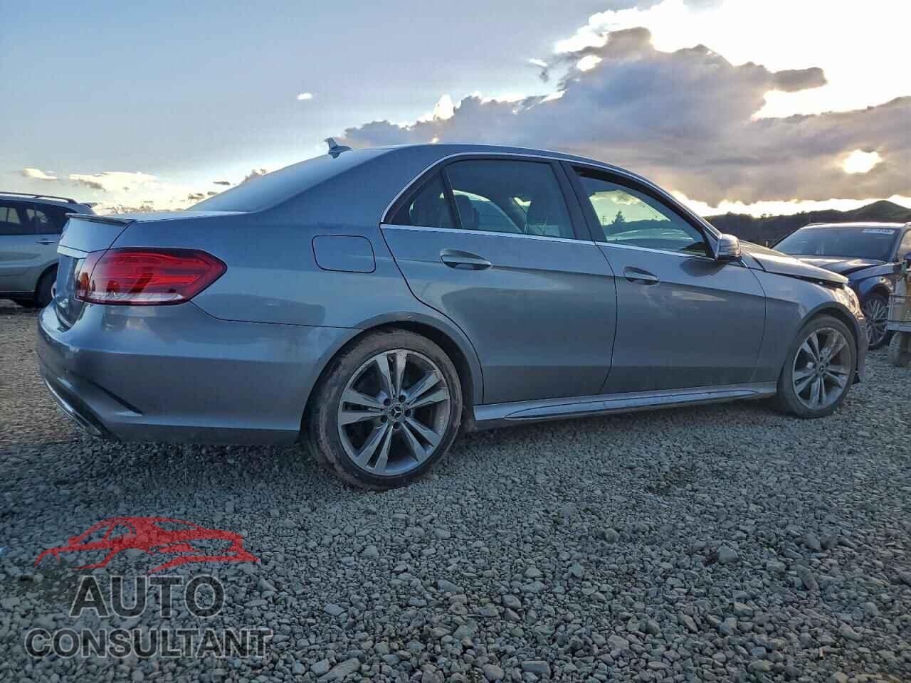 MERCEDES-BENZ E-CLASS 2014 - WDDHF5KB0EA895011