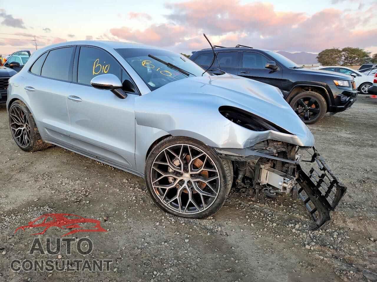 PORSCHE MACAN 2015 - WP1AB2A56FLB66789