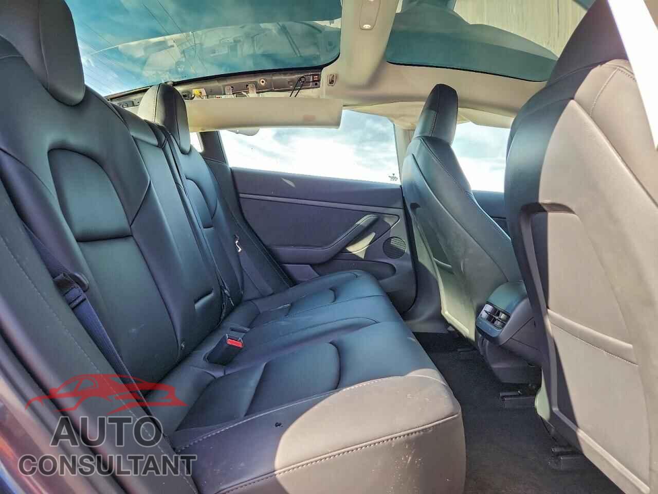 TESLA MODEL 3 2023 - 5YJ3E1EC8PF499469