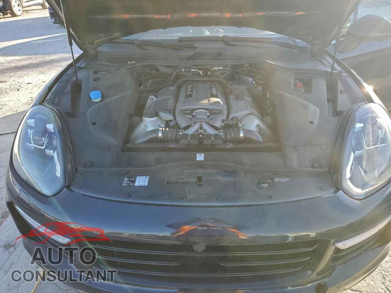 PORSCHE CAYENNE 2016 - WP1AC2A2XGLA85220