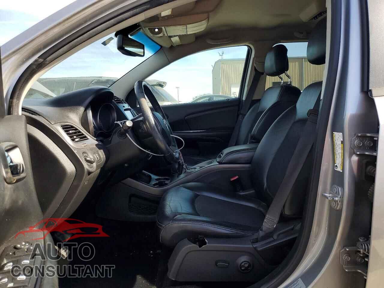 DODGE JOURNEY 2017 - 3C4PDCGG1HT542813