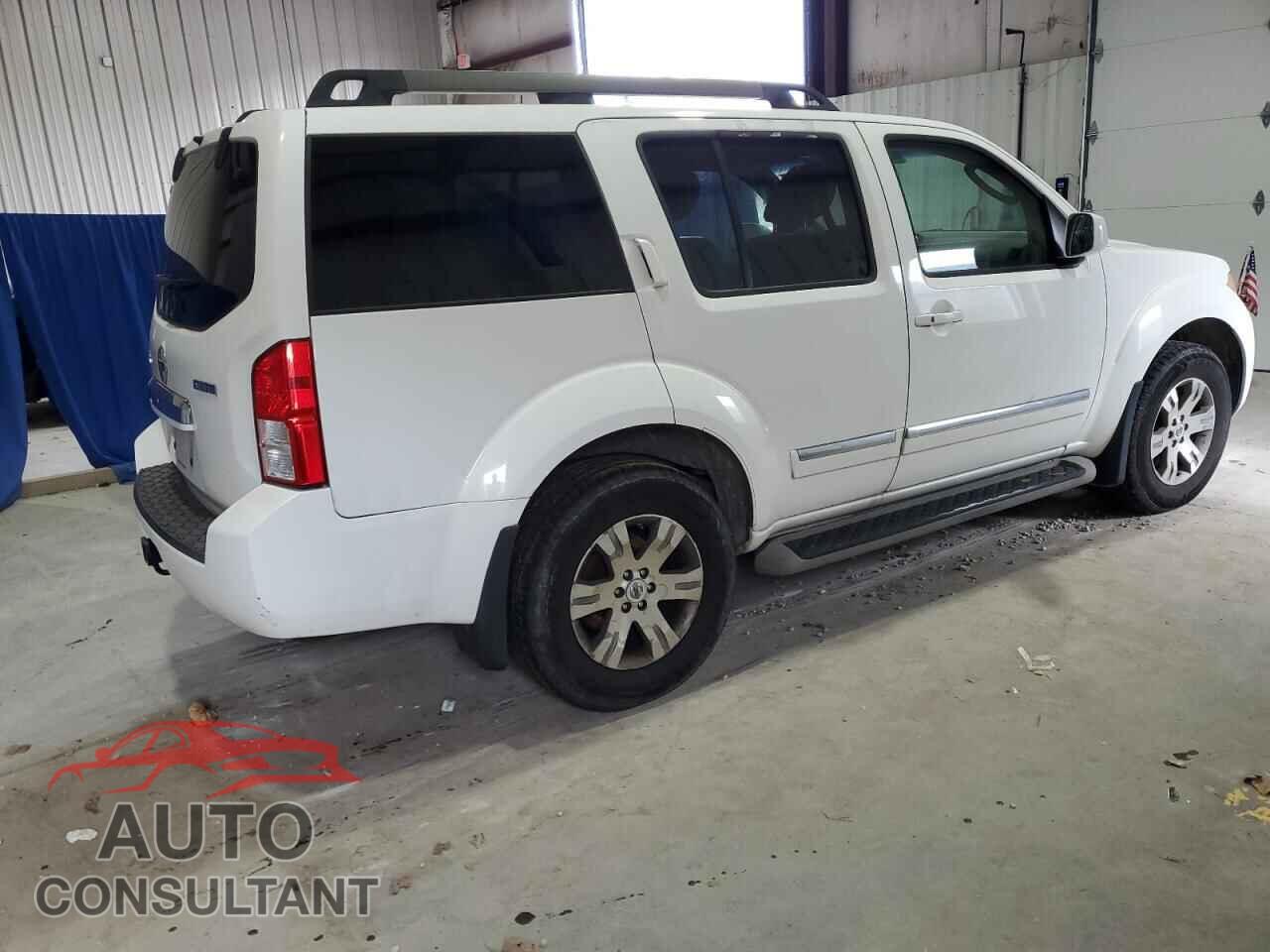 NISSAN PATHFINDER 2011 - 5N1AR1NB0BC605952