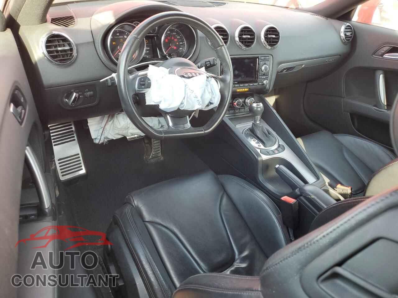 AUDI TT 2012 - TRUBFAFK9C1015526