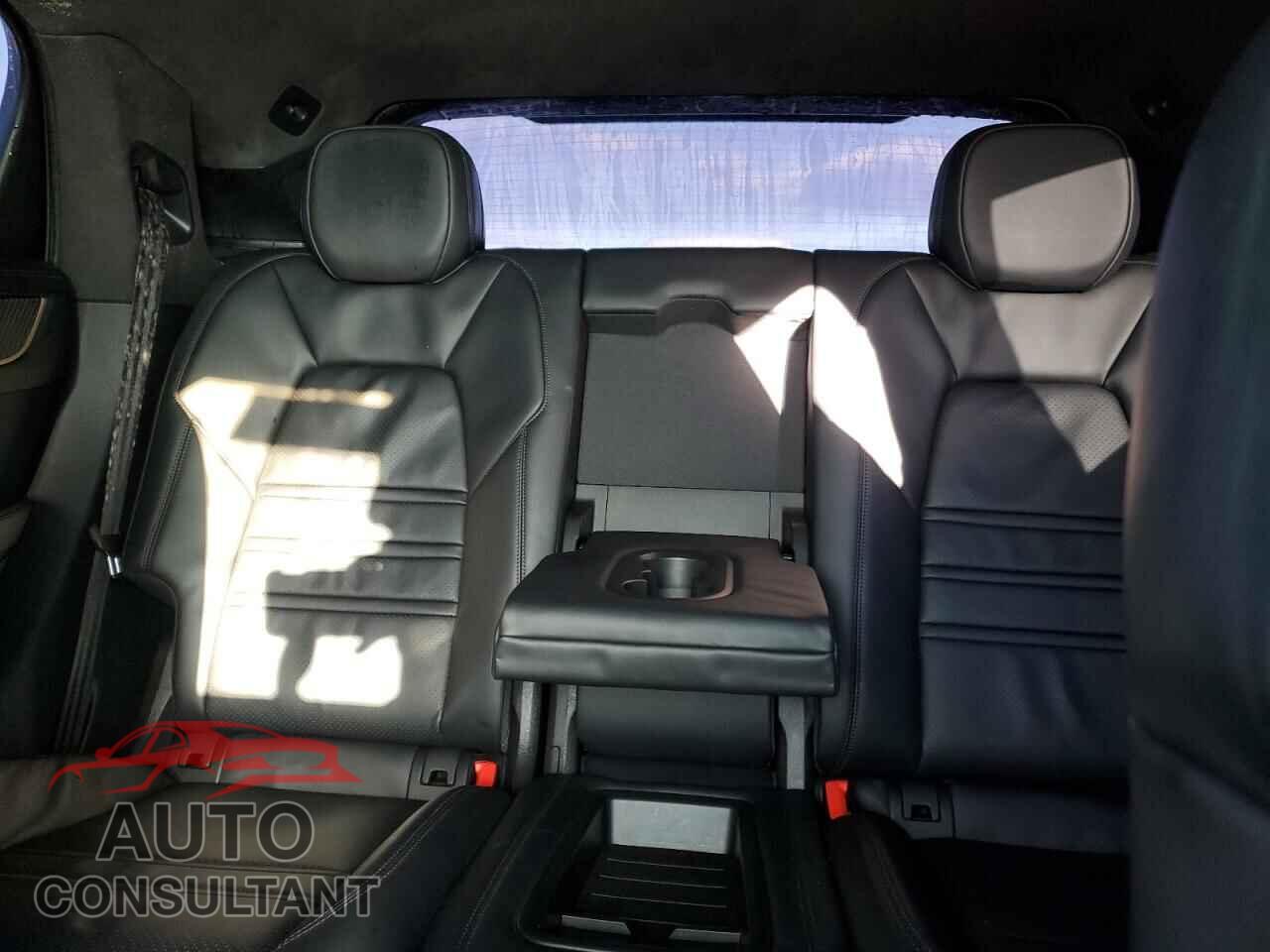 PORSCHE CAYENNE 2024 - WP1BK2AY2RDA72499