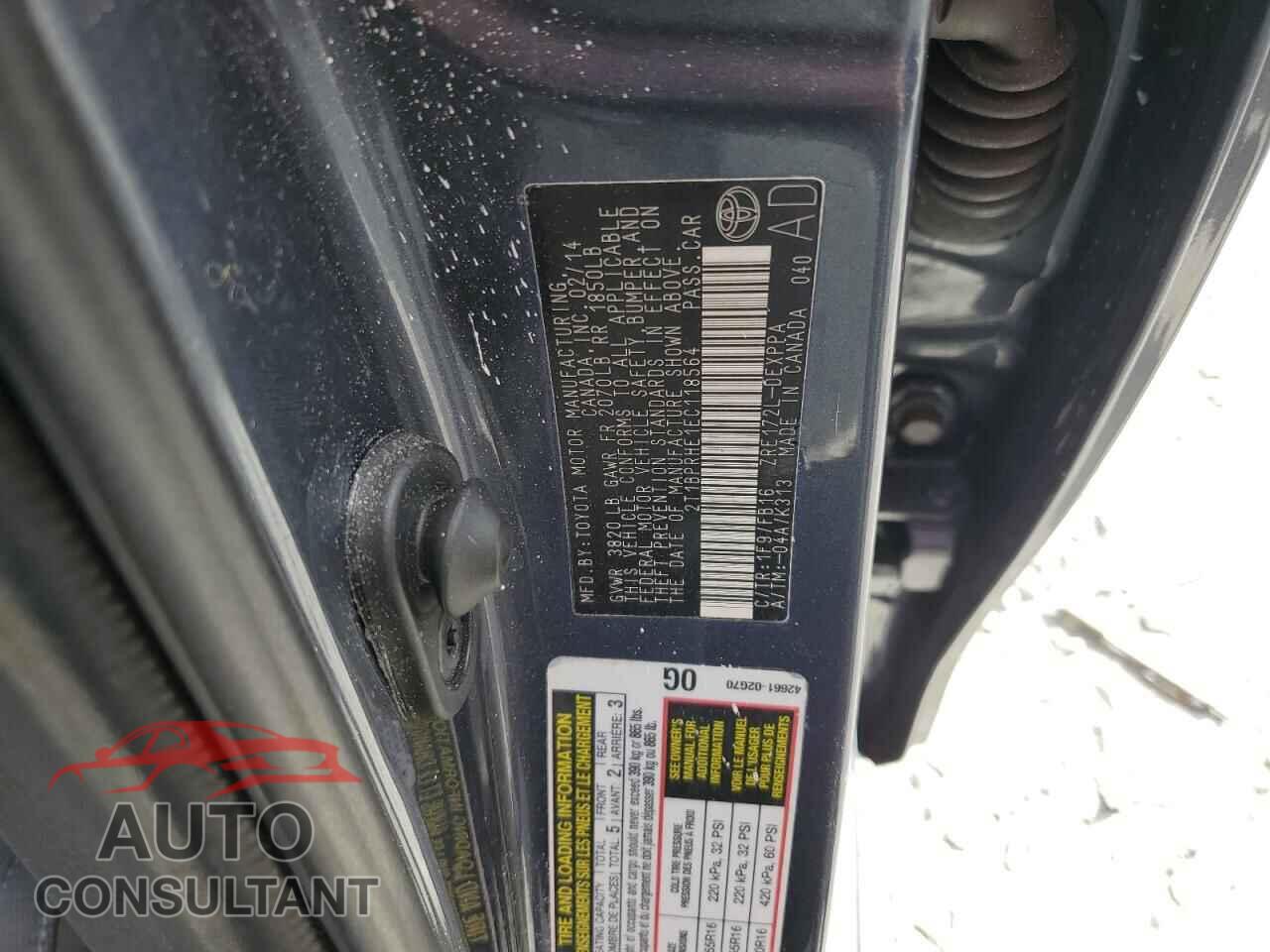 TOYOTA COROLLA 2014 - 2T1BPRHE1EC118564