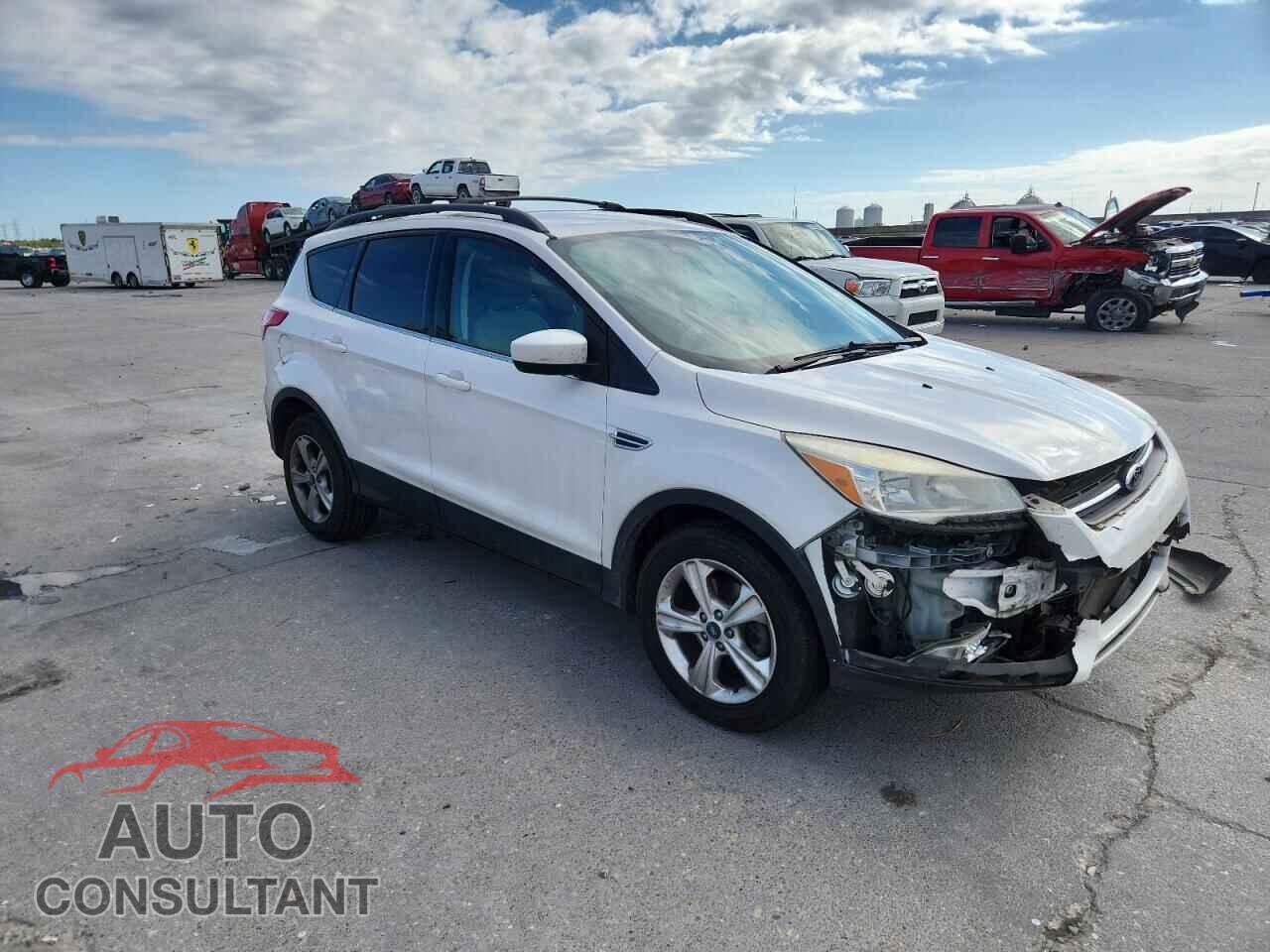 FORD ESCAPE 2013 - 1FMCU0GX4DUB60168