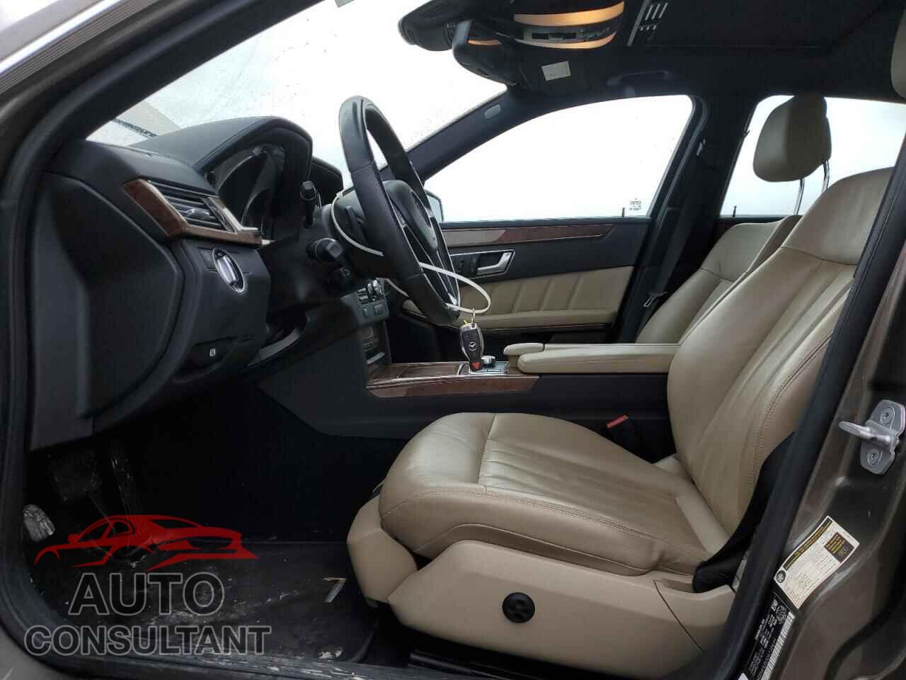 MERCEDES-BENZ E-CLASS 2013 - WDDHF8JB2DA738694