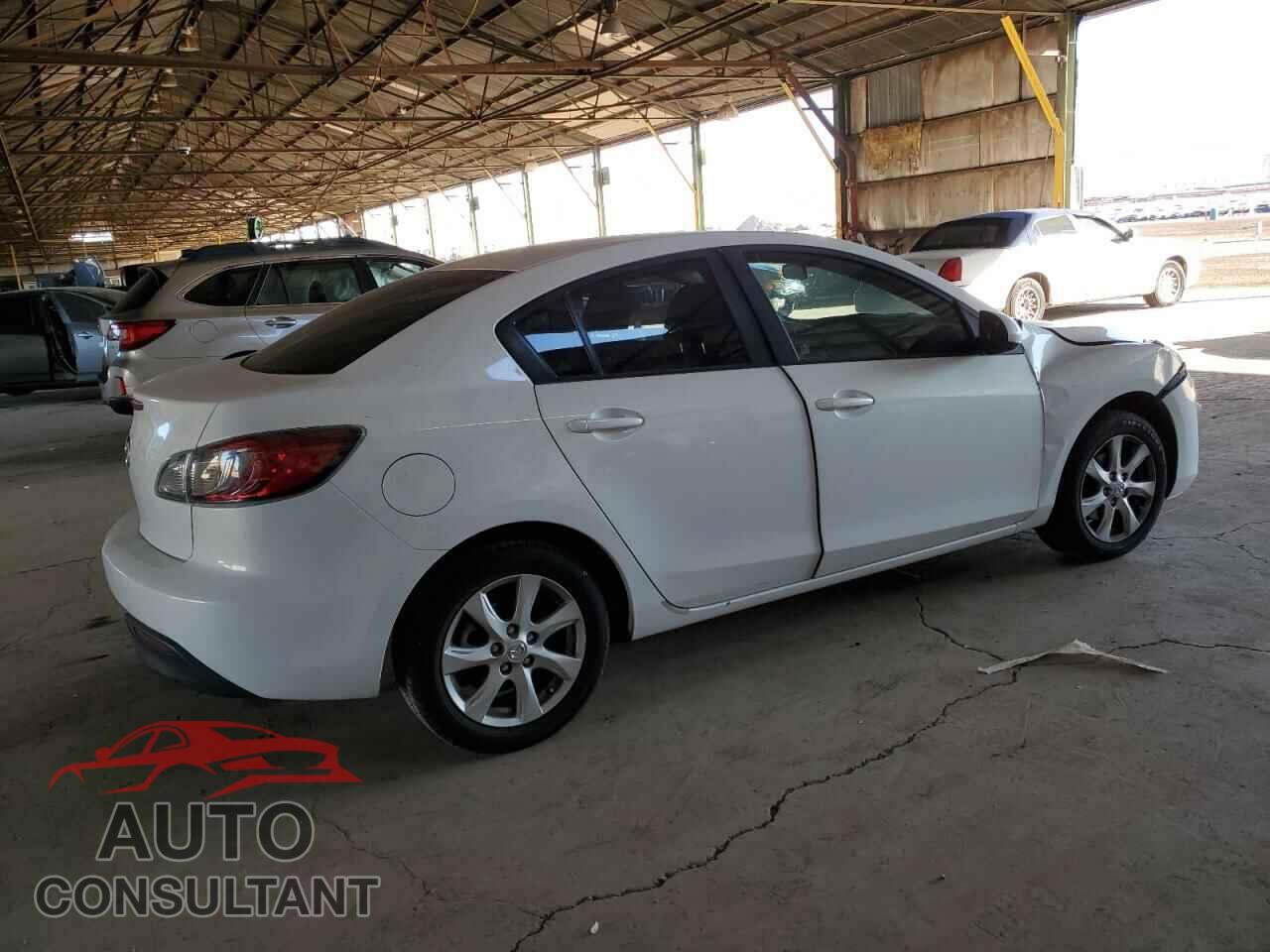 MAZDA 3 2011 - JM1BL1VF0B1360515