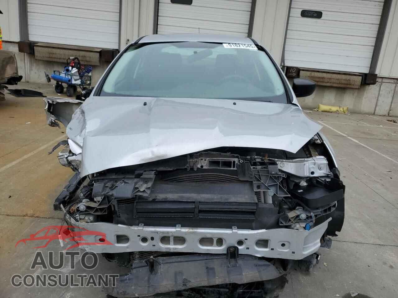 FORD FOCUS 2018 - 1FADP3E28JL304854