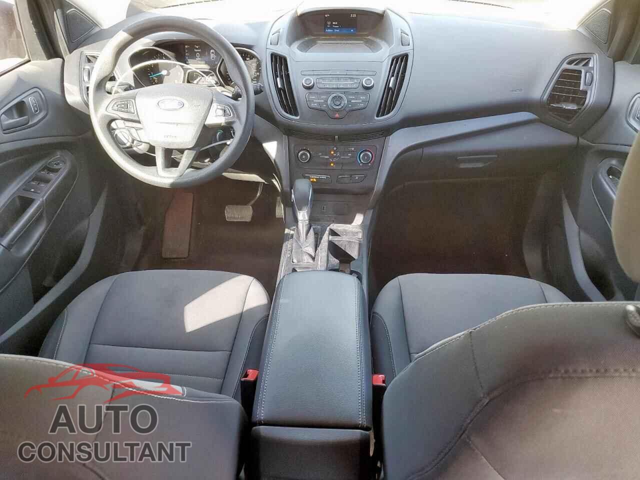 FORD ESCAPE 2019 - 1FMCU0F79KUB00191