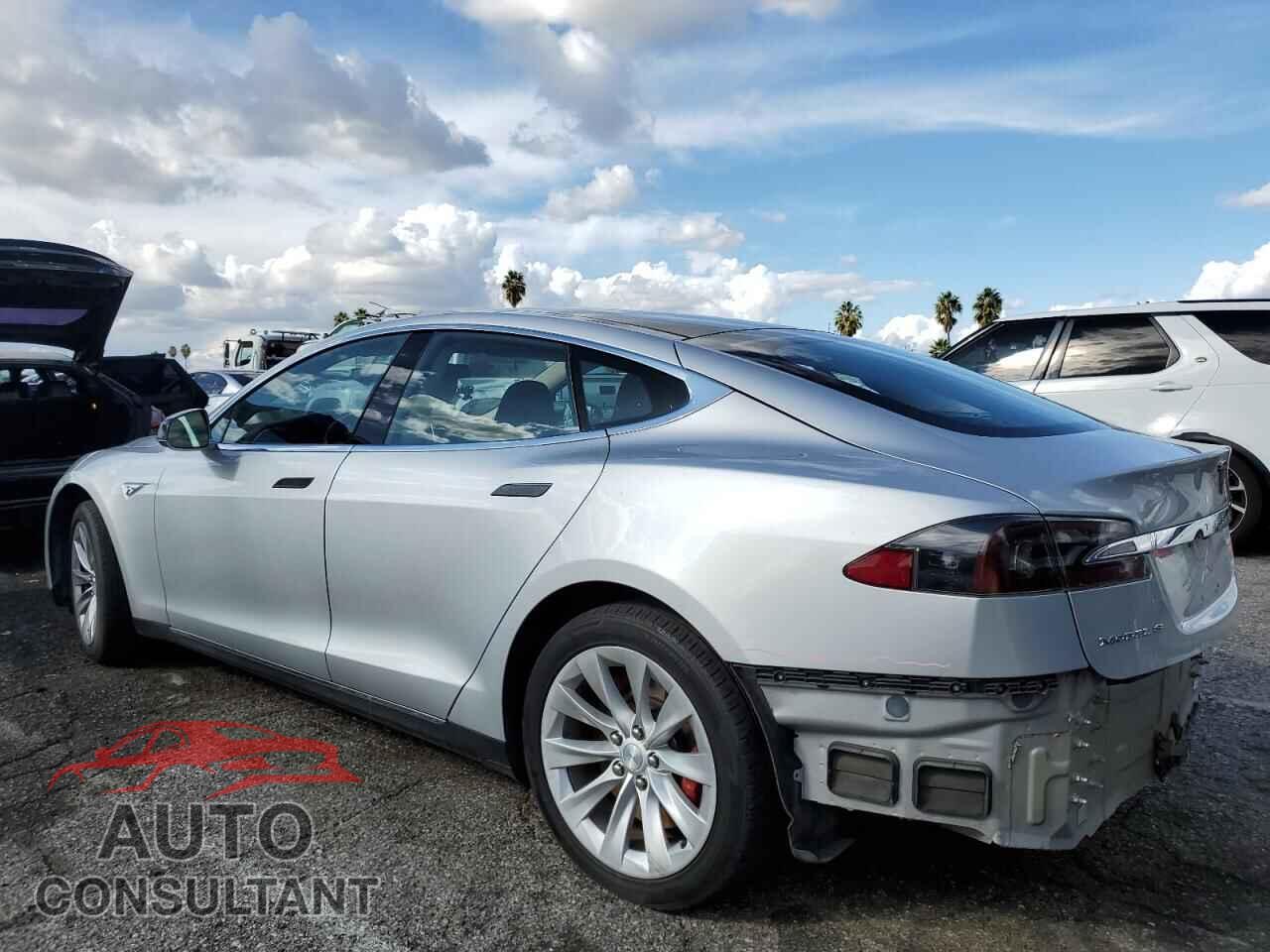 TESLA MODEL S 2014 - 5YJSA1H15EFP49815