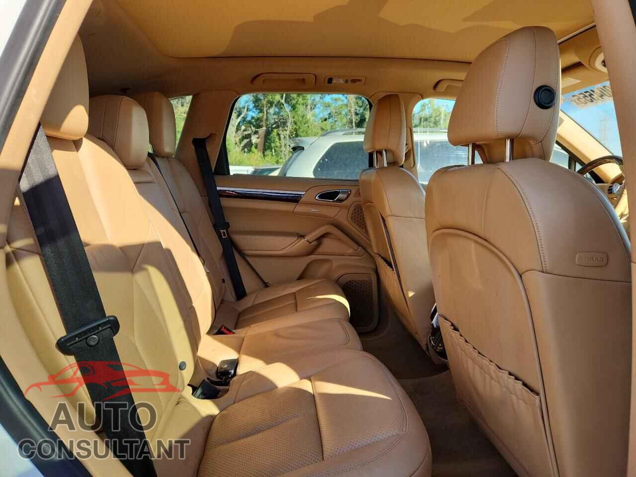 PORSCHE CAYENNE 2013 - WP1AA2A20DLA10561