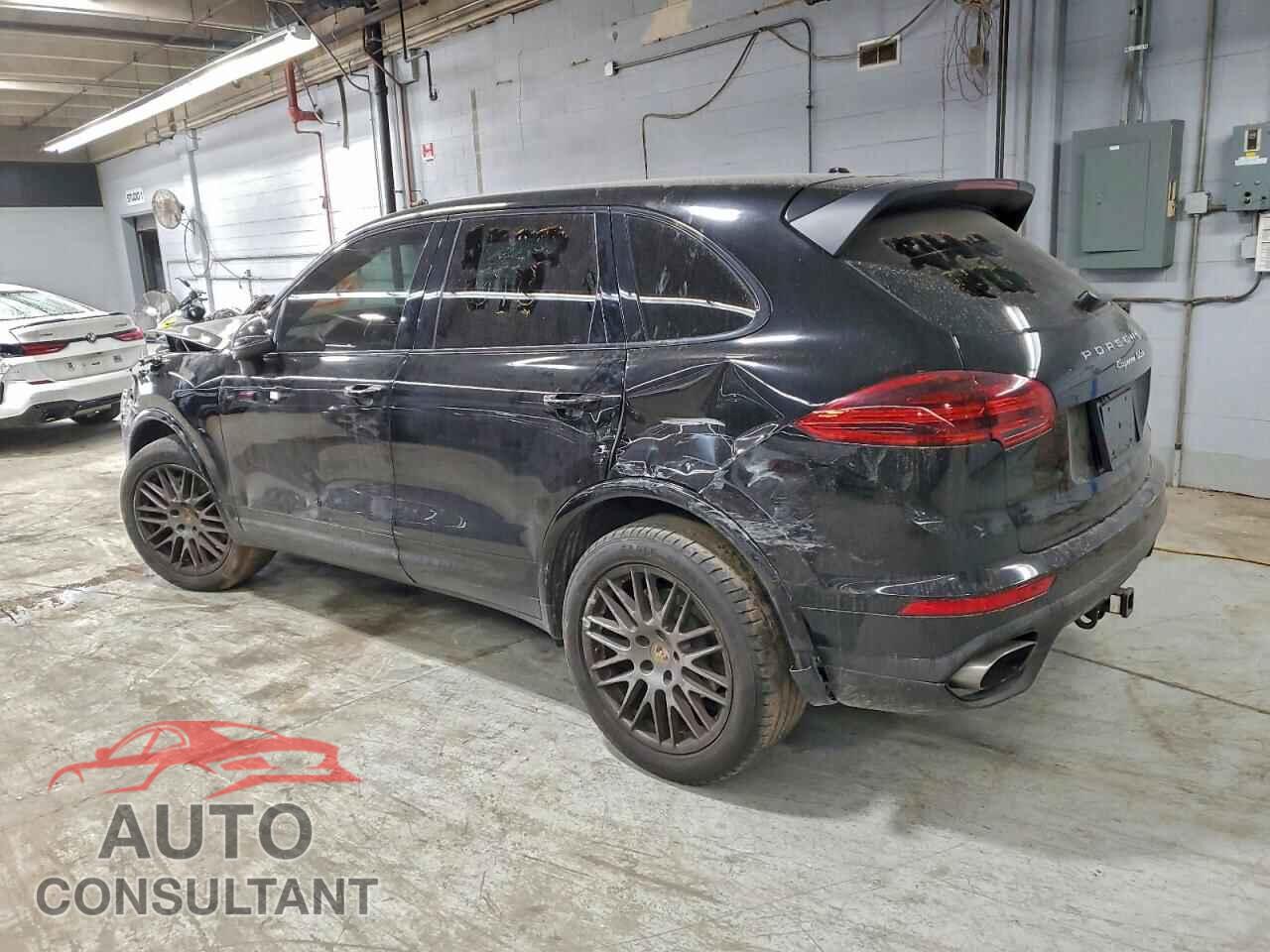 PORSCHE CAYENNE 2017 - WP1AA2A2XHKA80726