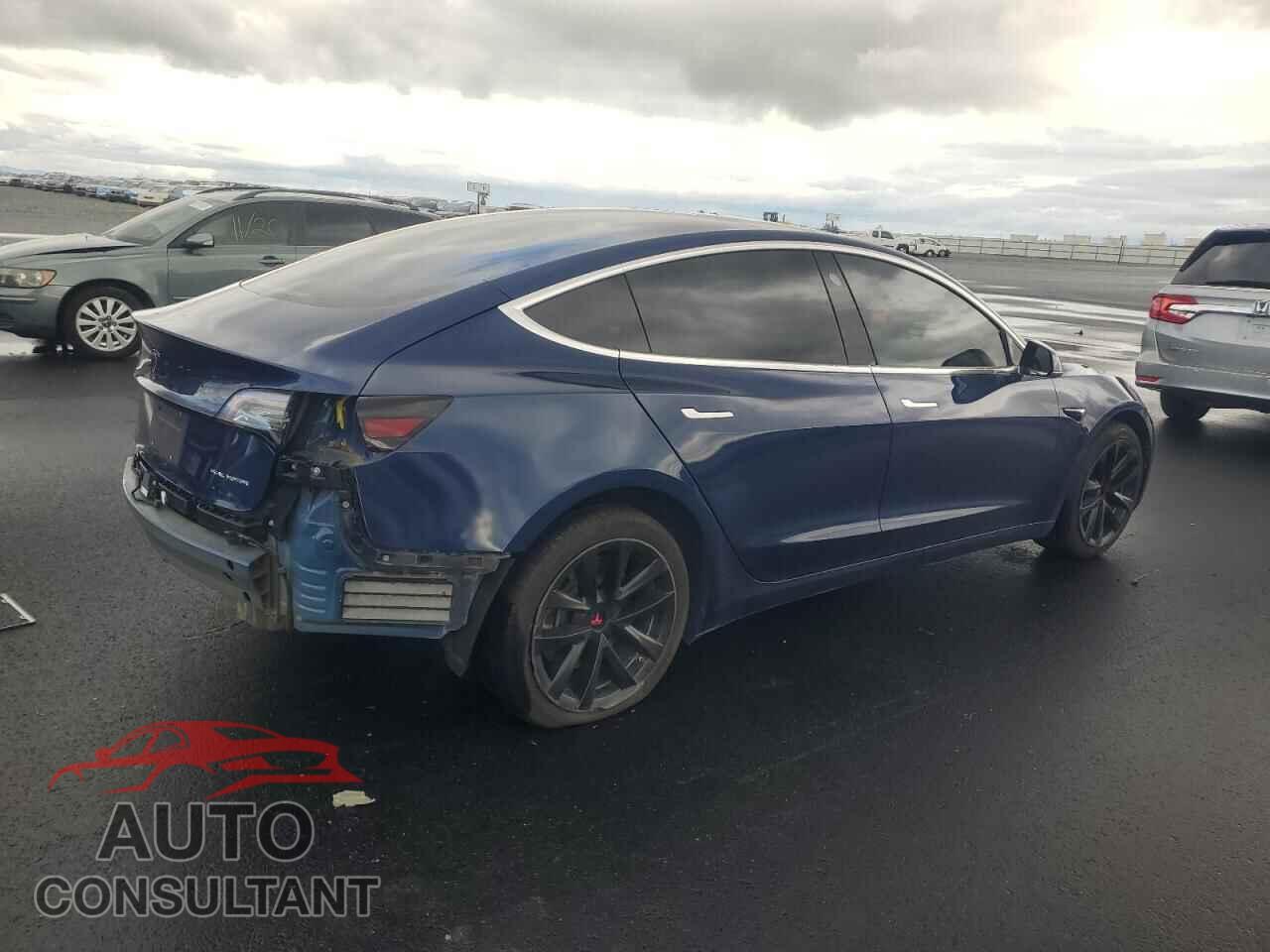 TESLA MODEL 3 2018 - 5YJ3E1EB6JF086156