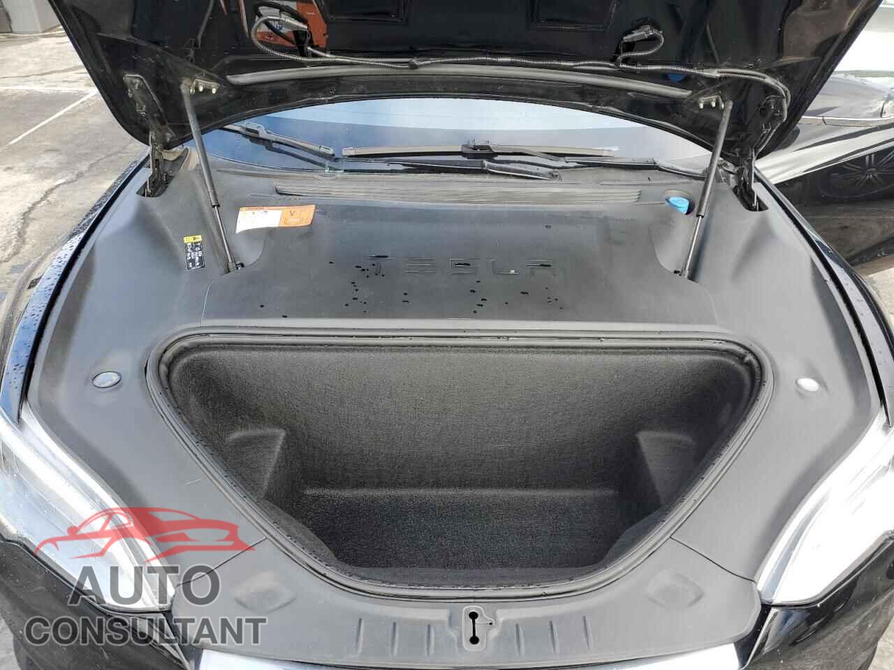 TESLA MODEL S 2018 - 5YJSA1E25JF280751