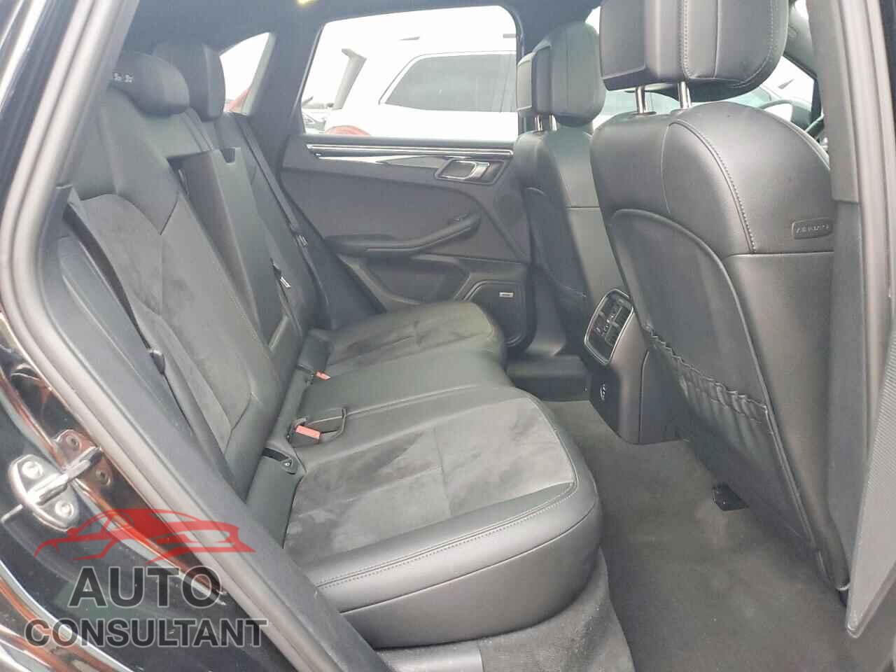 PORSCHE MACAN 2021 - WP1AA2A5XMLB09074
