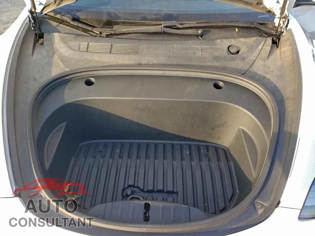 TESLA MODEL 3 2021 - 5YJ3E1EA4MF073210