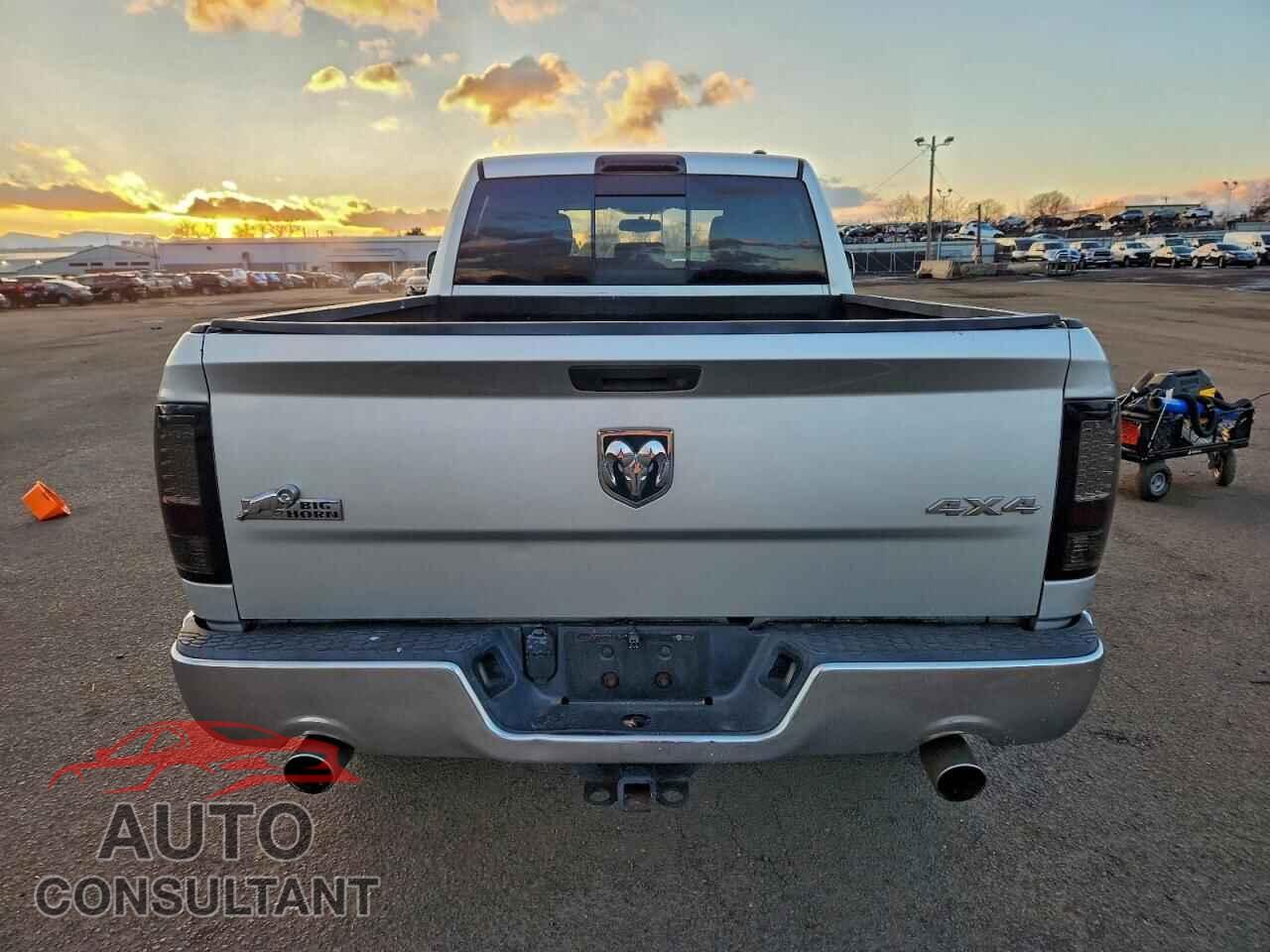 DODGE RAM 1500 2012 - 1C6RD7GTXCS124121