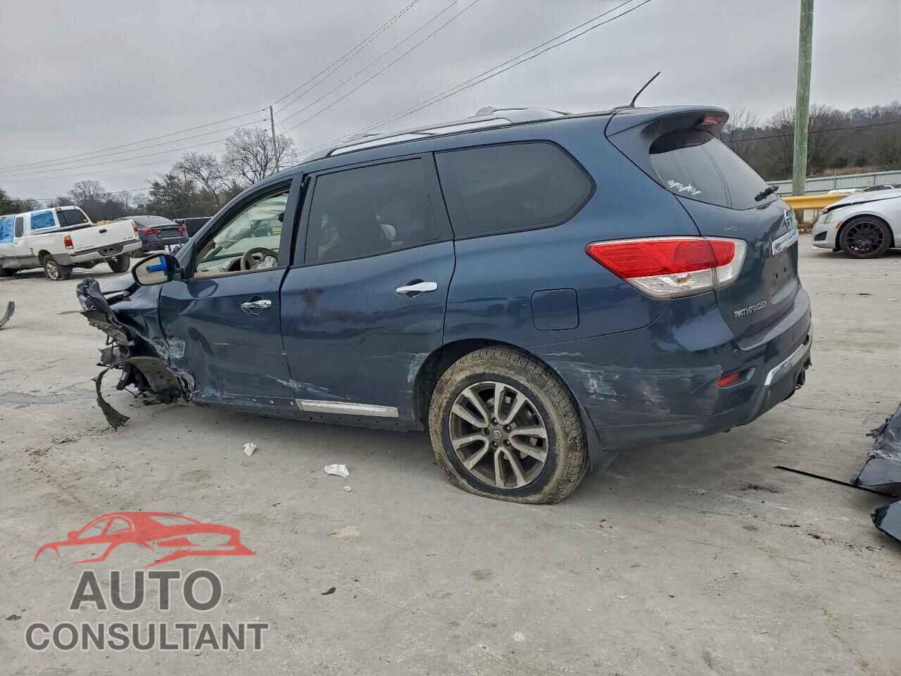 NISSAN PATHFINDER 2013 - 5N1AR2MM6DC657386