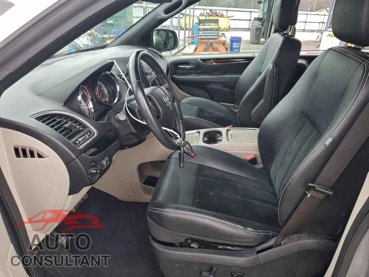 DODGE CARAVAN 2018 - 2C4RDGCG4JR268666