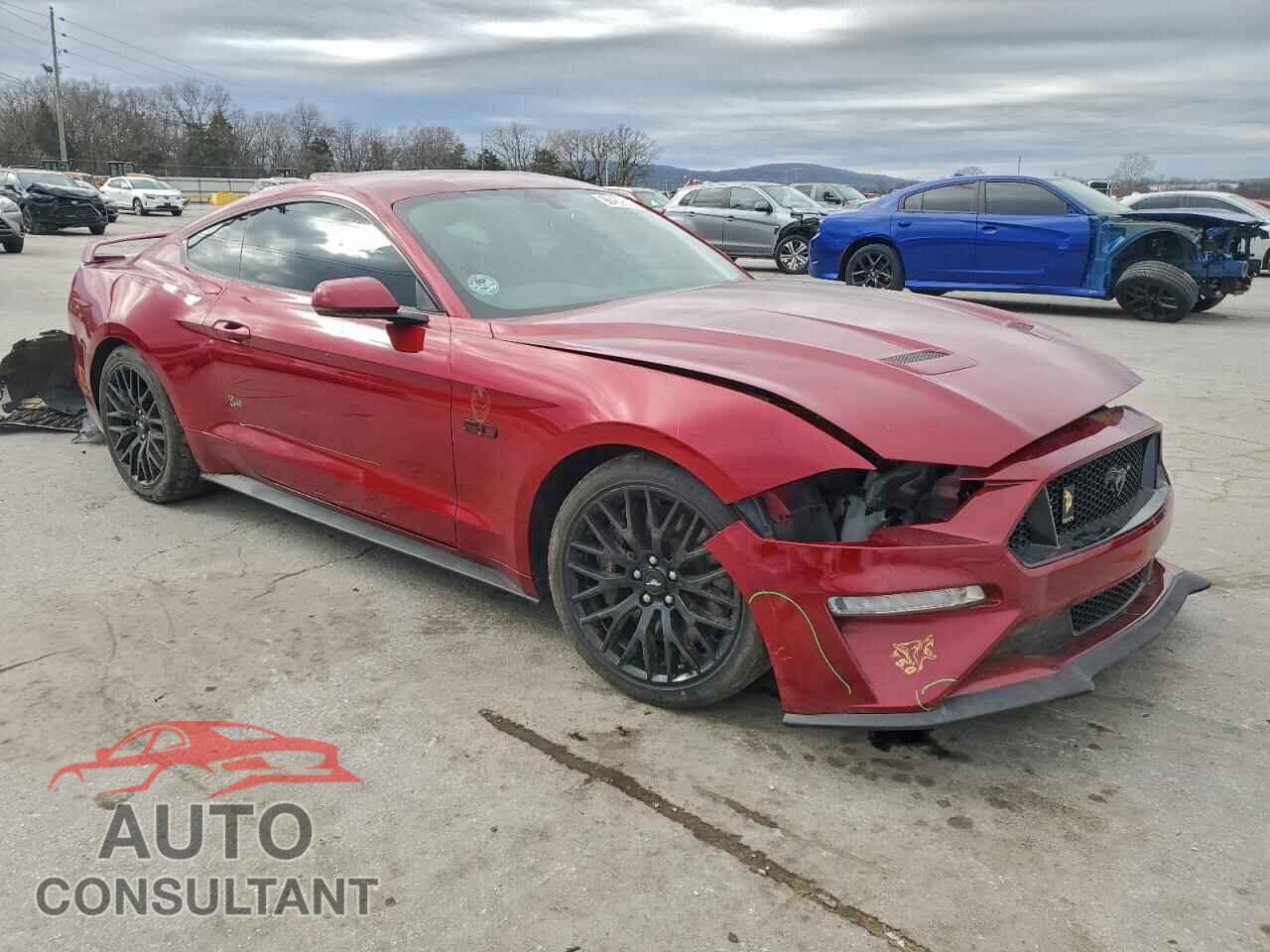 FORD MUSTANG 2018 - 1FA6P8CF8J5116495