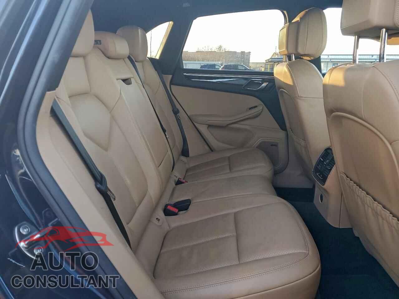 PORSCHE MACAN 2017 - WP1AA2A52HLB04716