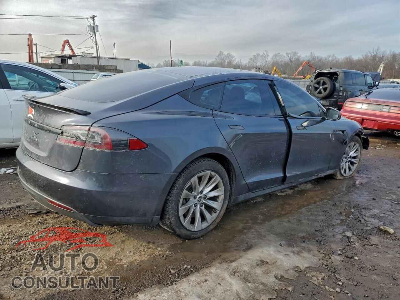 TESLA MODEL S 2016 - 5YJSA1E23GF122305