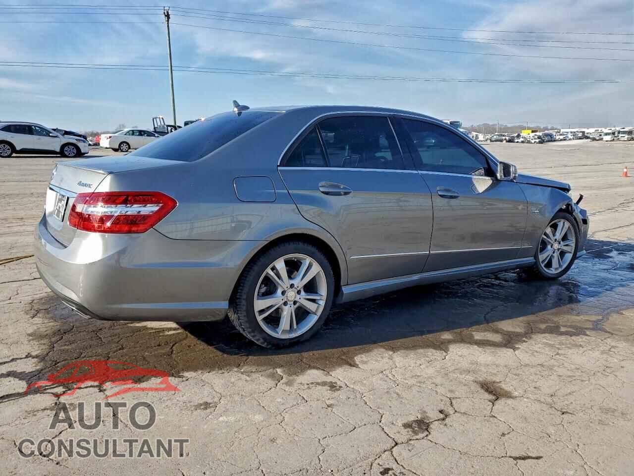MERCEDES-BENZ E-CLASS 2012 - WDDHF8JB1CA618030