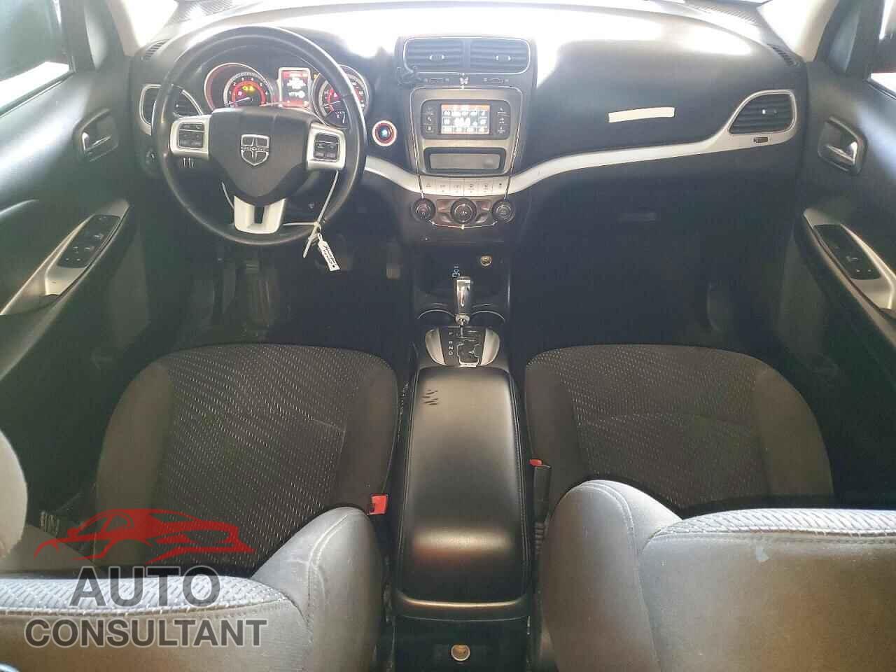 DODGE JOURNEY 2017 - 3C4PDCBB6HT557254