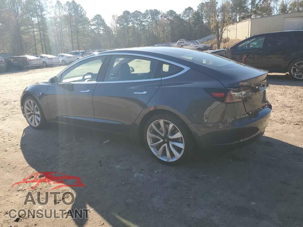 TESLA MODEL 3 2018 - 5YJ3E1EB4JF090819