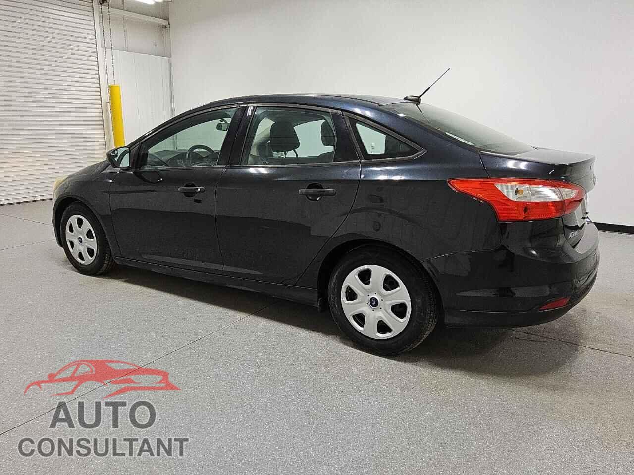 FORD FOCUS 2014 - 1FADP3E29EL302133