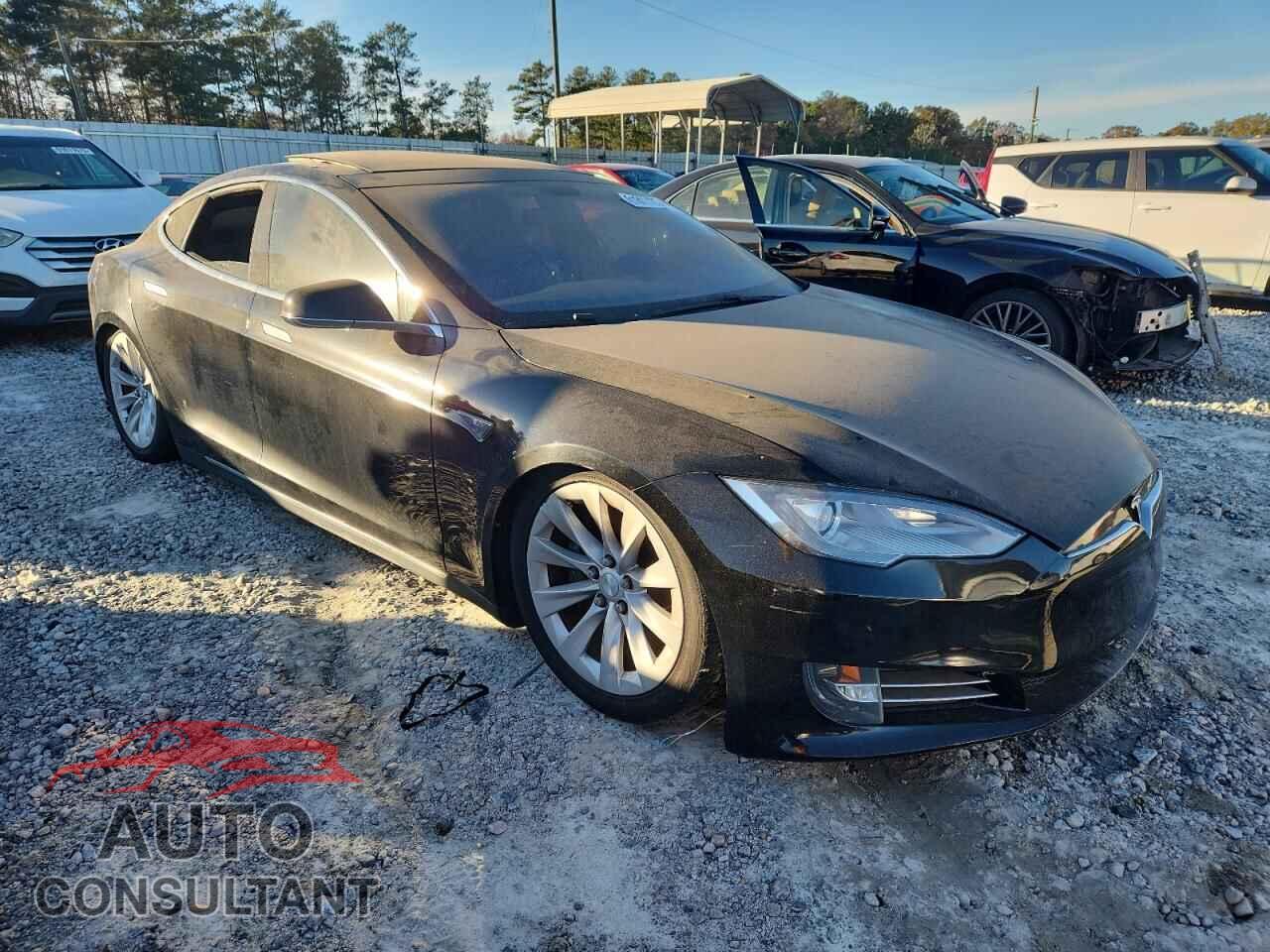 TESLA MODEL S 2013 - 5YJSA1DN8DFP13799